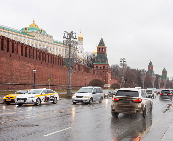 Курьером по Москве